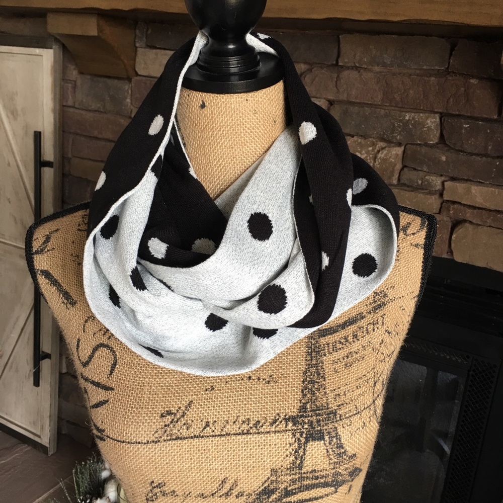 NY&C Scarf